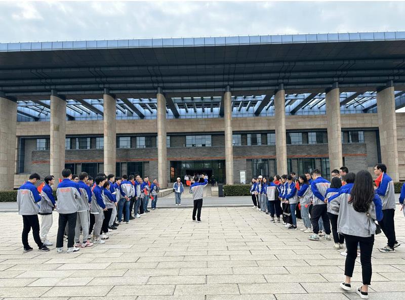 mile易游yy17周年司庆暨红色之旅活动