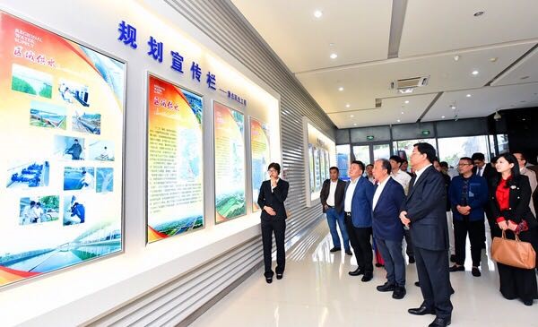 mile易游yy朱总受邀出席2017名企高管扬州行! mile易游yy朱总受邀出席2017名企高管扬州行!