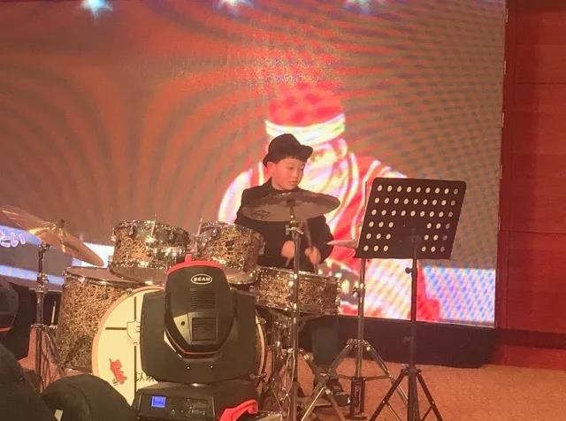 “新征程•新跨越”mile易游yy2018迎新晚宴